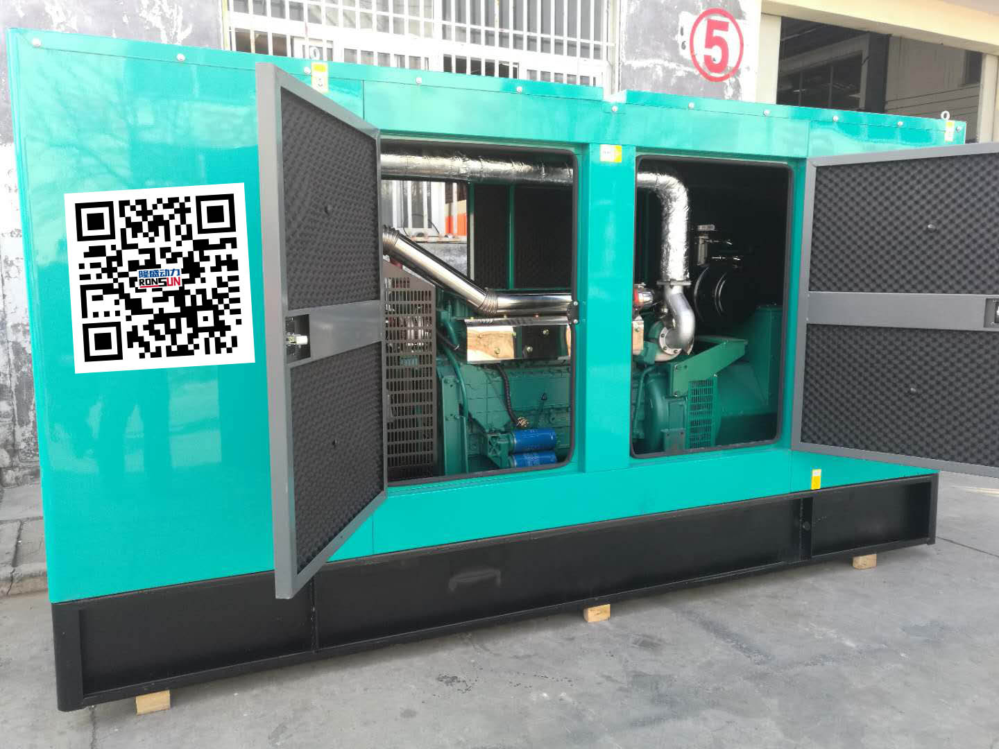 200KW柴油發(fā)電機組